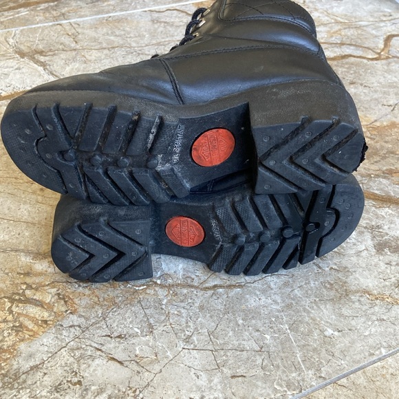 Harley Davidson black leather boots (7.5M) and black leather checkbook/wallet. - Picture 8 of 14